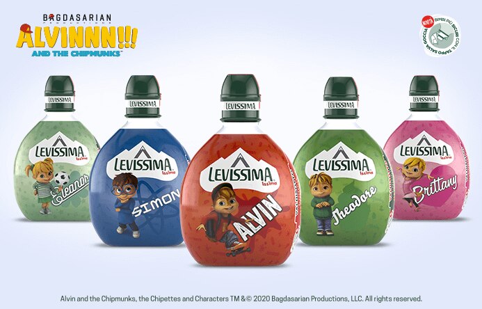 Issima è l'acqua pensata per i bambini con la simpatica bottiglia da 33cl.