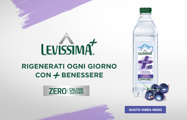 Bottiglia Levissima Zinco gusto ribes nero Bottiglia Levissima Zinco gusto ribes nero