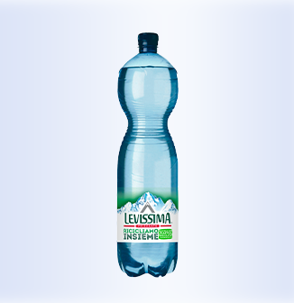 Bottiglia levissima frizzante da 1,5 litri in pet riciclato