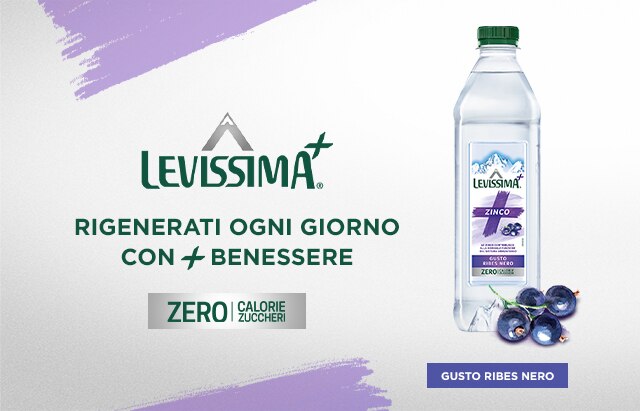 Bottiglia Acqua Levissima Zinco gusto ribes nero Bottiglia Acqua Levissima Zinco gusto ribes nero