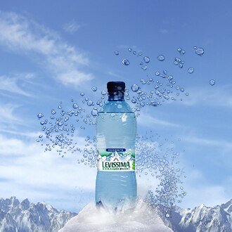 Bottiglia levissima frizzante da 50 cl in pet riciclato