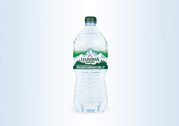 Bottiglia Levissima naturale da 1 litro in R-PET Bottiglia Levissima naturale da 1 litro in R-PET