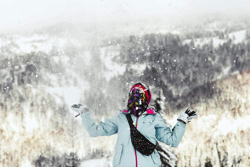 Quando vedi la neve sorridi improvvisamente? Ecco i 5 motivi per cui lo fai