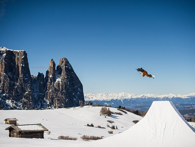 Gara di snowboard al Burton Mountain Mash