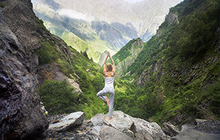 Scopri come e dove preticare Yoga nelle montagne italiane
