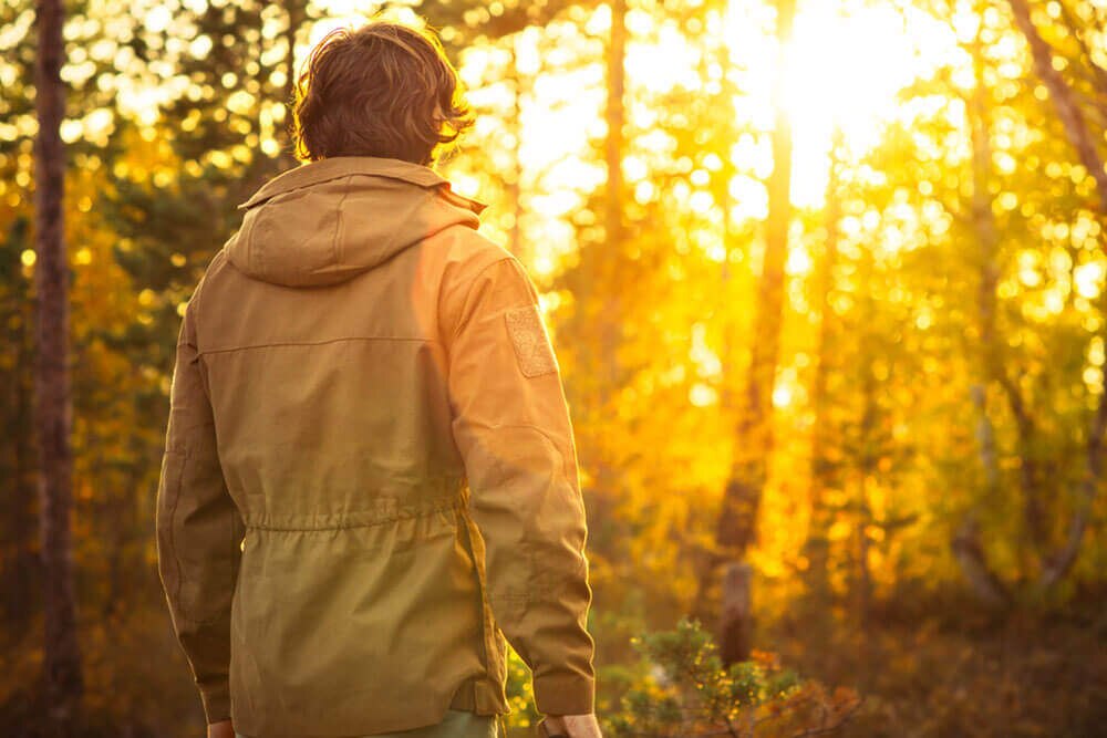 Forest bathing, il benessere viene da una passeggiata nei boschi