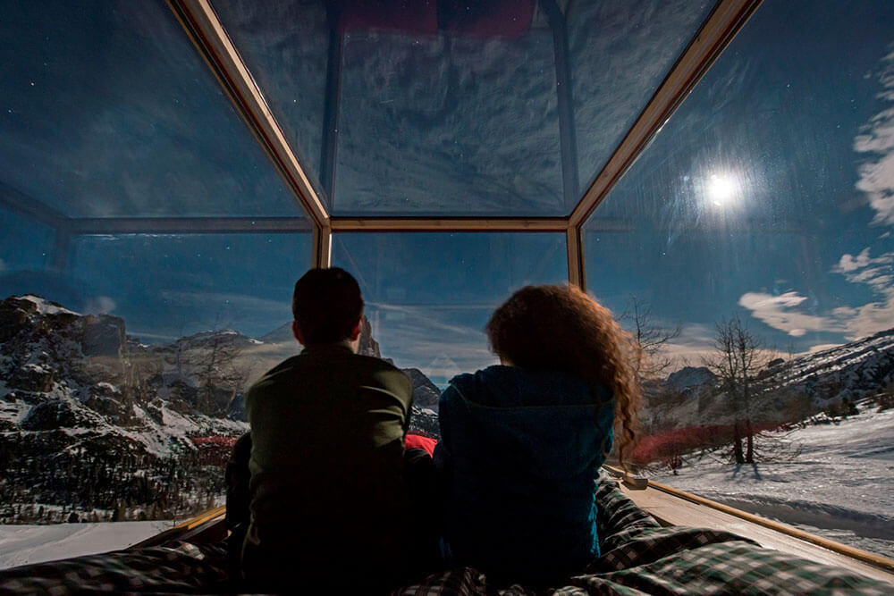 Starlight Room Dolomites, una stanza di vetro per ammirare la montagna